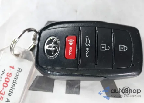 2025 Toyota Camry Le z USA, uszkodzony, nr VIN 4T1DAACK6SU040737